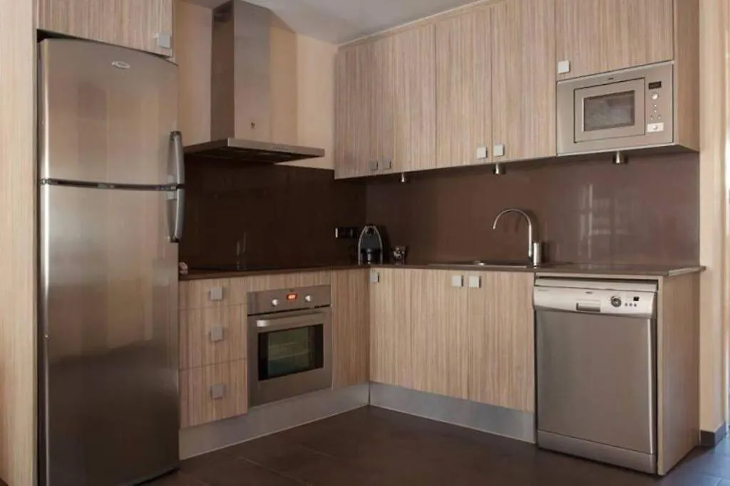 Apartment El Born - Spacious 2 Bedrooms Barcelona