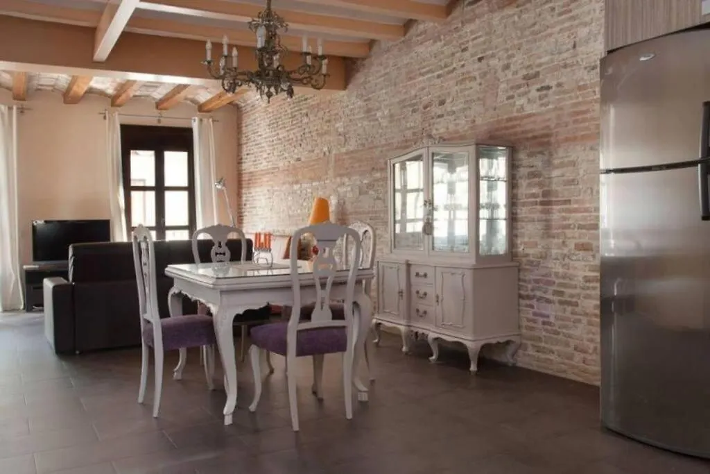 El Born - Spacious 2 Bedrooms Barcelona Spain